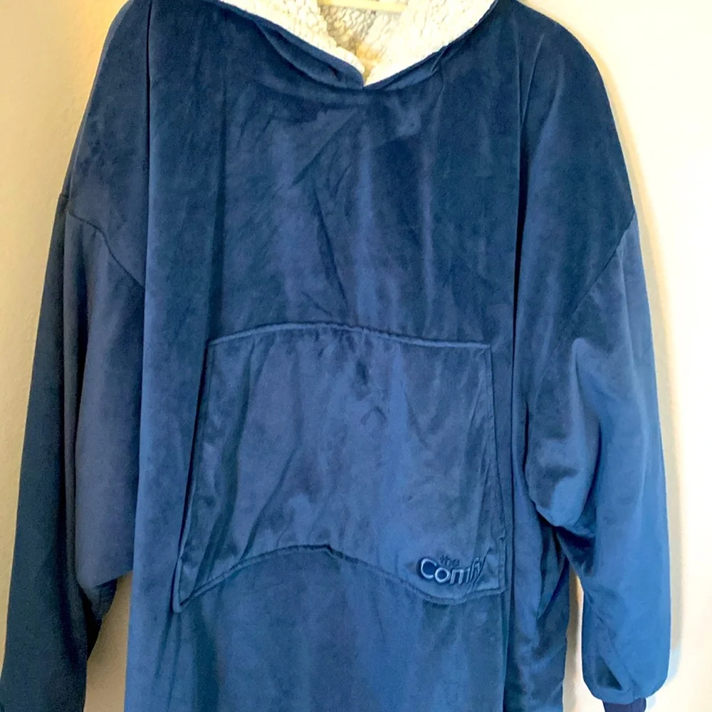THE COMFY Original | Sherpa Lined Microfiber Fleece‎ Wearable Blanket, Oversized